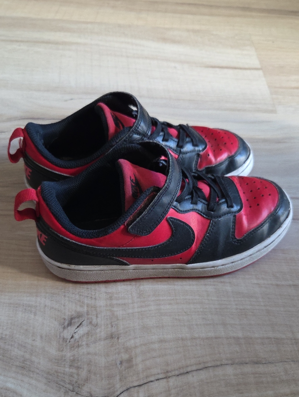 Nike Kids Court Borough Red and Black Velcro Low-Top Sneakers
